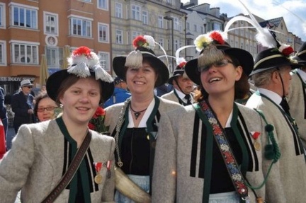 DSC 0072-1000